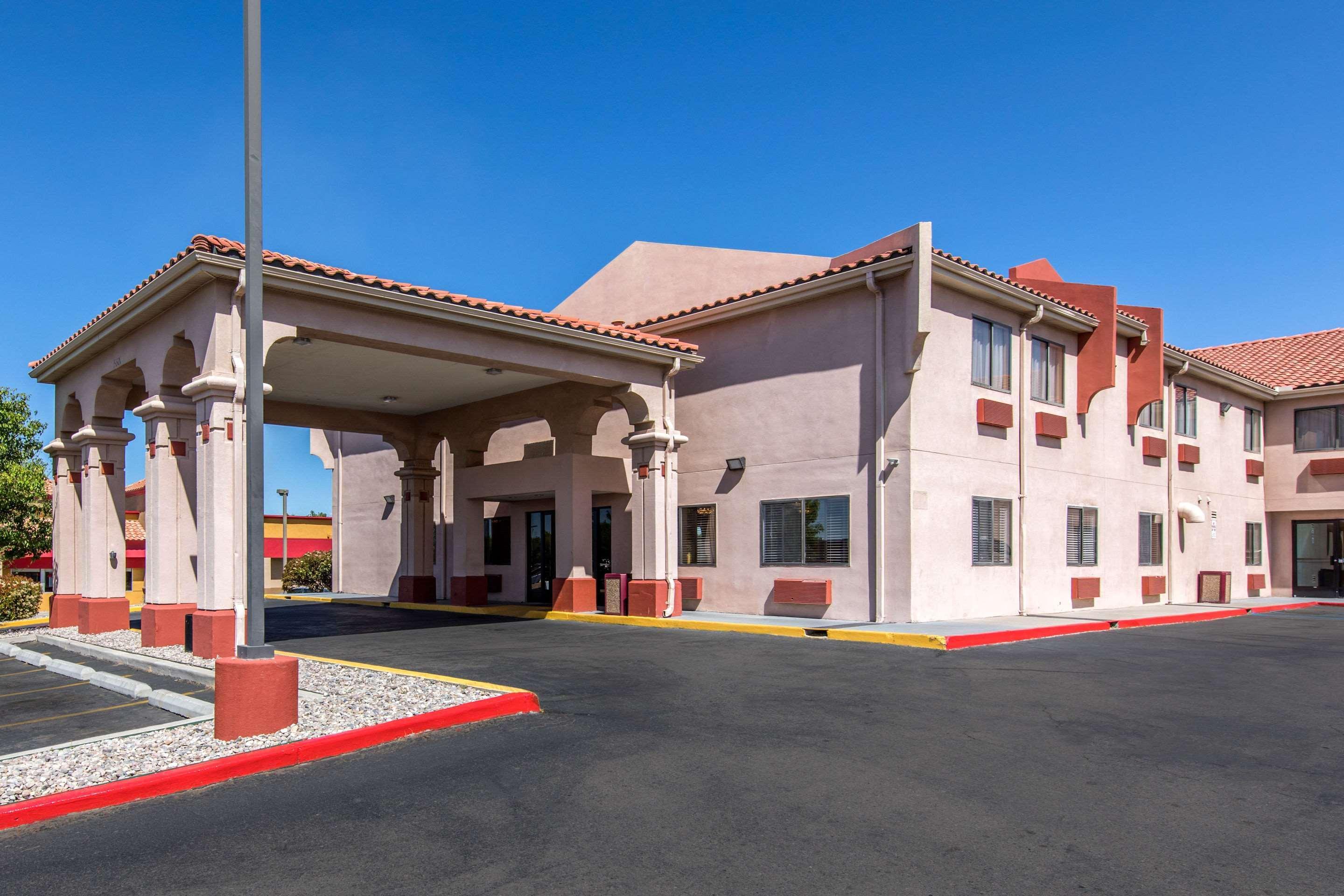 Quality Inn&Suites Albuquerque North near Balloon Fiesta Park Extérieur photo