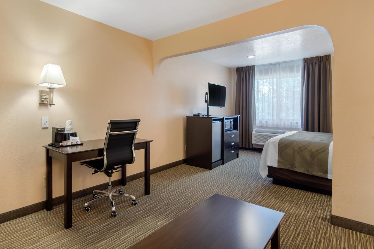 Quality Inn&Suites Albuquerque North near Balloon Fiesta Park Extérieur photo